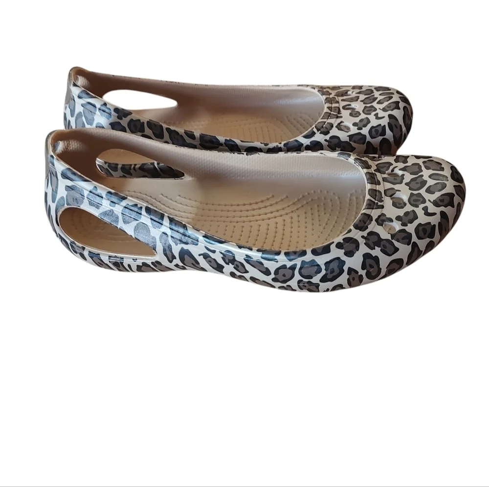 CROCS stylish animal
